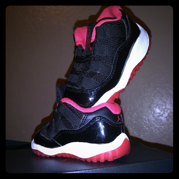 jordan 11 low infant
